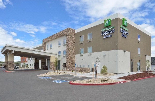 Holiday Inn Express & Suites Williams, an Ihg Hotel