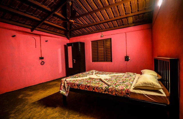 Cozy Basic Room in A Picturesque Wada 1