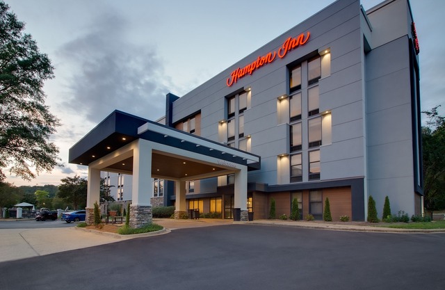 Hampton Inn Birmingham-Colonnade 280