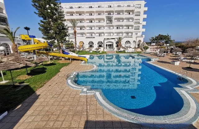Hotel Royal Jinene