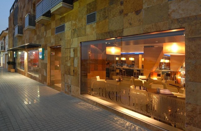 Hotel Macami