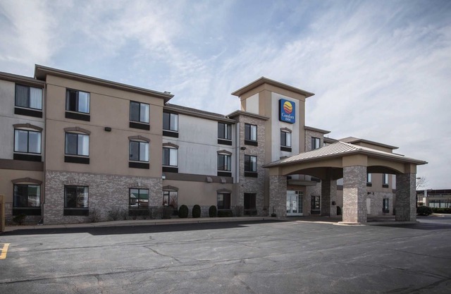 Comfort Inn Crystal Lake - Algonquin