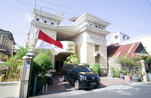 RedDoorz Near Pantai Falajawa Ternate