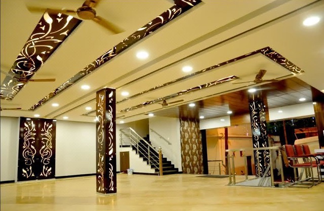 Hotel Raghumani Palace