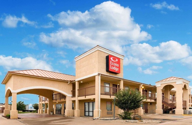 Econo Lodge Hillsboro I-35