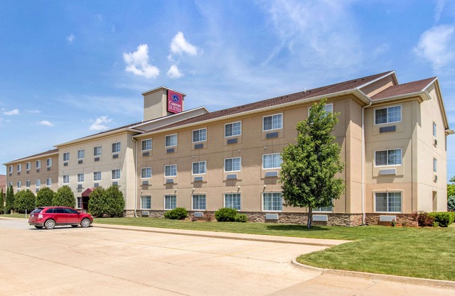 Comfort Suites Cedar Falls