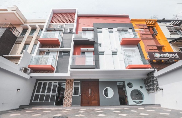 OYO 1487 Residence Khoe