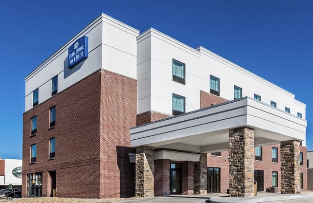 Cobblestone Inn & Suites - Waverly