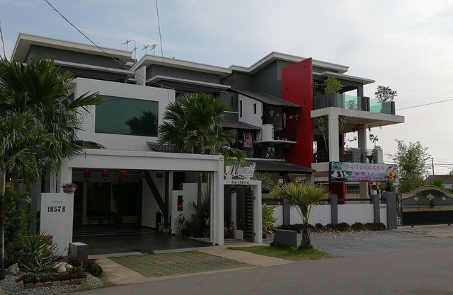 Millenium Maison Home