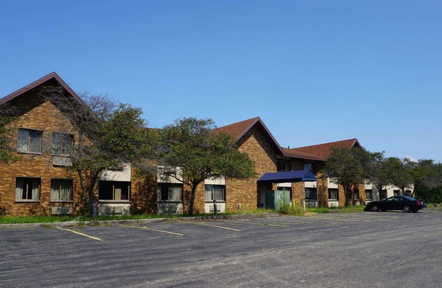 Magnuson Hotel Dixon 