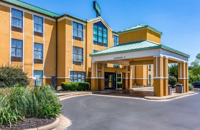 Quality Suites Maumelle - Little Rock NW