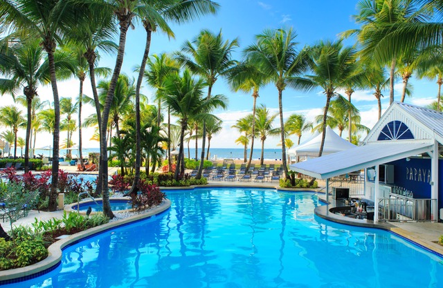 Courtyard by Marriott Isla Verde Beach Resort