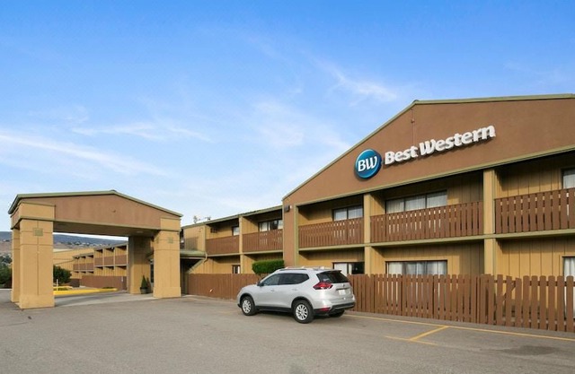 Best Western Chieftain Inn