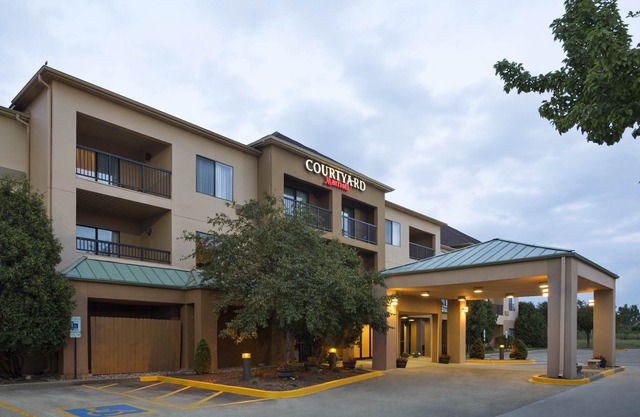 Courtyard by Marriott Springfield