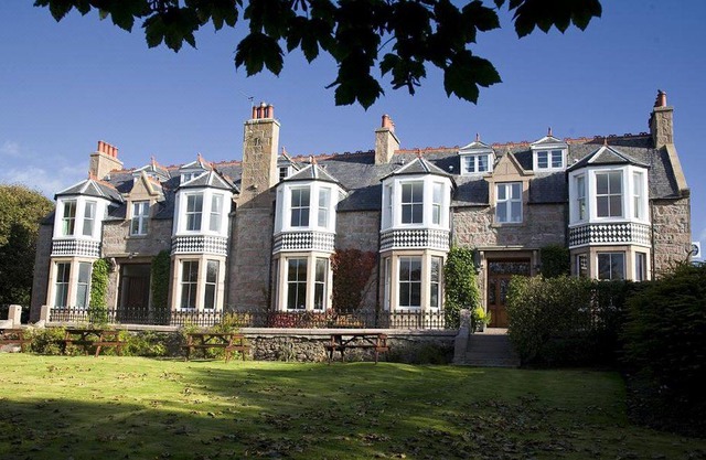 Kilmarnock Arms Hotel