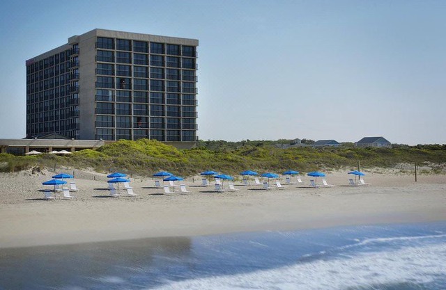 DoubleTree by Hilton Atlantic Beach Oceanfront