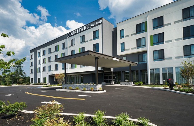 Courtyard by Marriott Southington