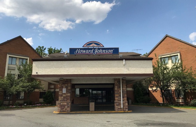Howard Johnson 