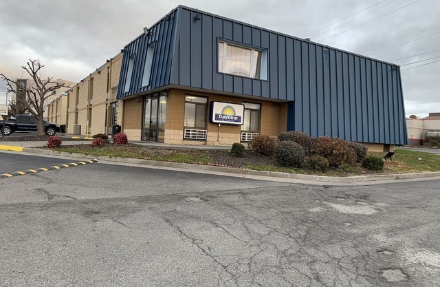 Days Inn by Wyndham Winchester