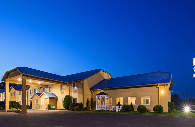 Best Western New Baltimore Inn