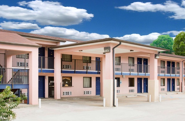Days Inn 