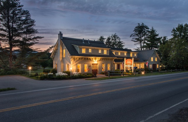 Brass Lantern Inn