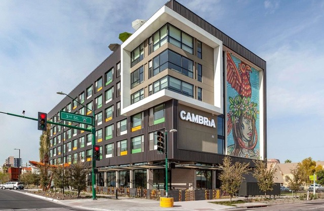 Cambria Hotel Downtown Phoenix Convention Center