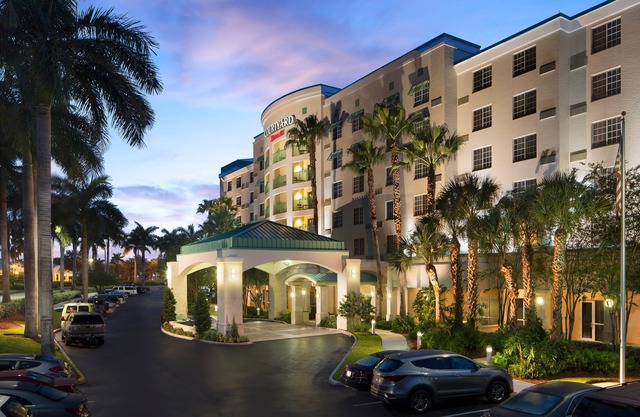 Courtyard by Marriott Fort Lauderdale Airport & Cruise Port