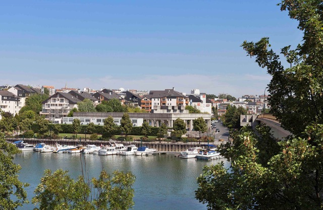 Ibis Nogent Sur Marne