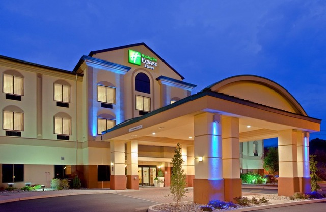 Holiday Inn Express Hotel & Suites Newton Sparta, an Ihg Hotel