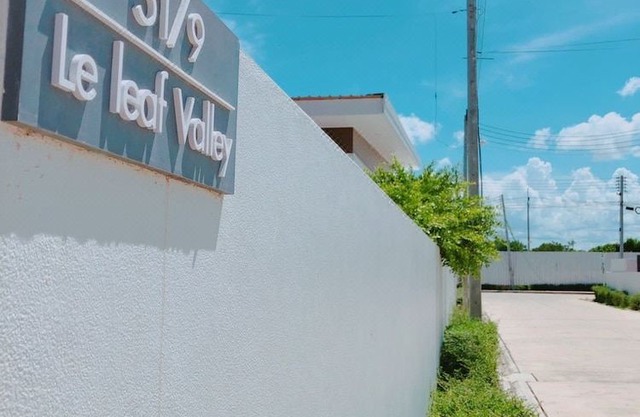 J Pool Villa Huahin