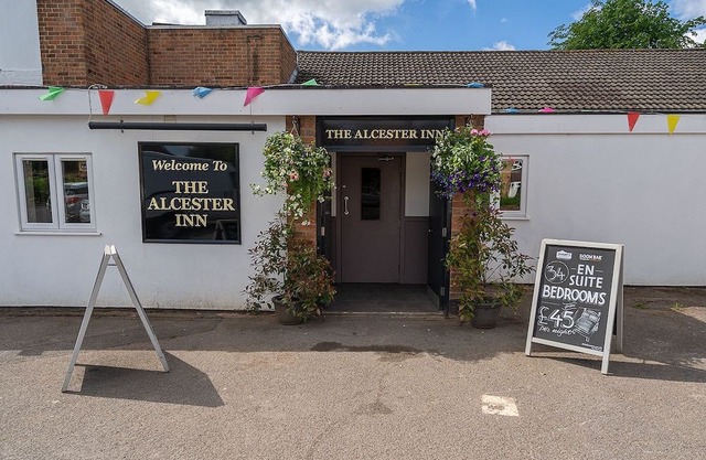 Alcester Inn