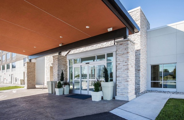 Holiday Inn Express & Suites Ludington, an Ihg Hotel