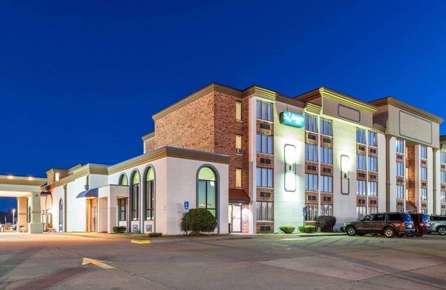 Quality Inn Festus 