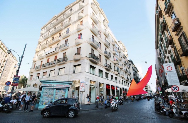 Piazza Carità