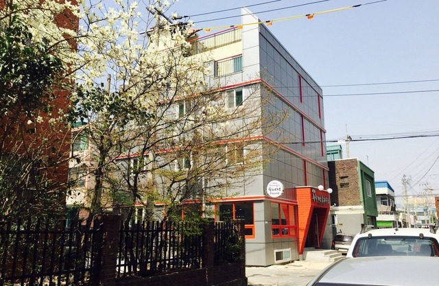 New Gwangju Guesthouse