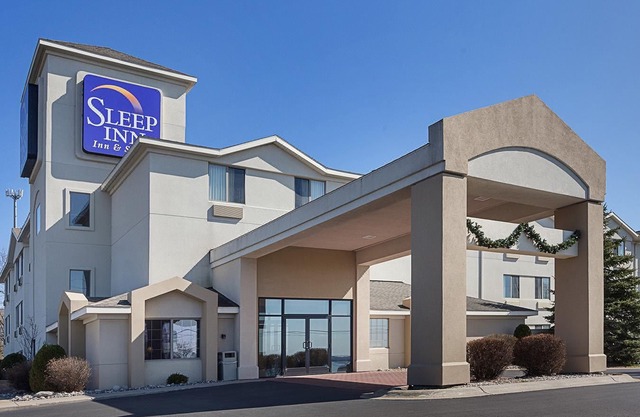 Sleep Inn & Suites Acme – Traverse City