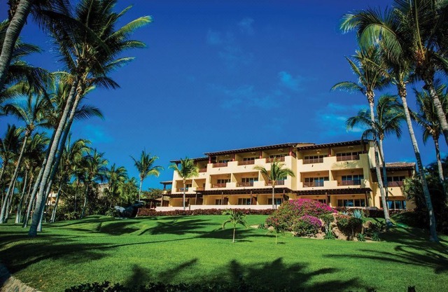 Four Seasons Resort Punta Mita