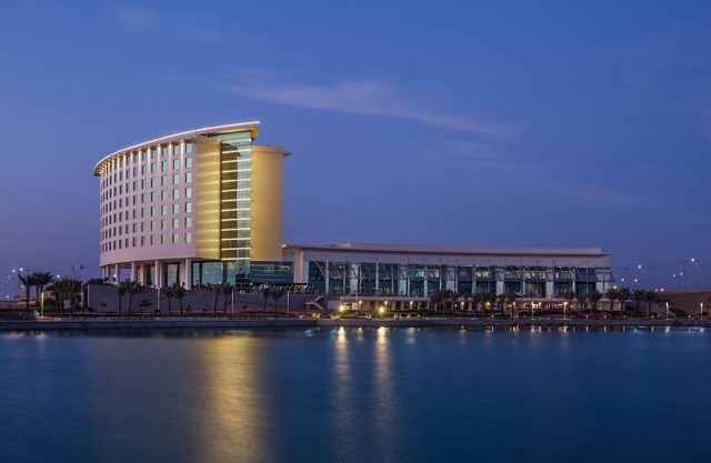 Bay La Sun Hotel & Marina