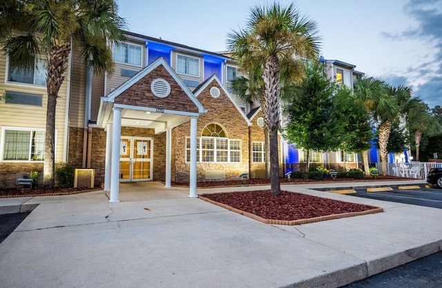 Microtel Inn & Suites by Wyndham Ocala
