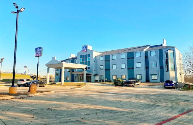 Lone Star Inn