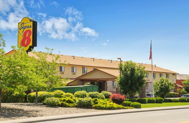 Super 8 by Wyndham Kennewick