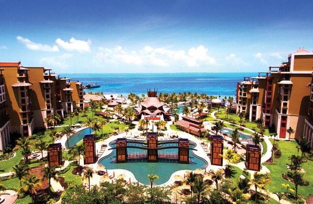 Villa del Palmar Cancun Luxury Beach Resort & Spa