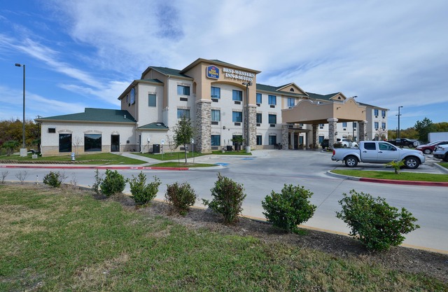 Best Western Plus Burleson Inn & Suites