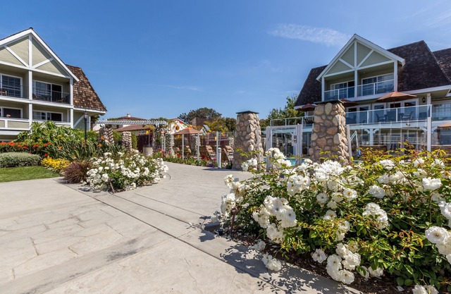 Carlsbad Inn Beach Resort