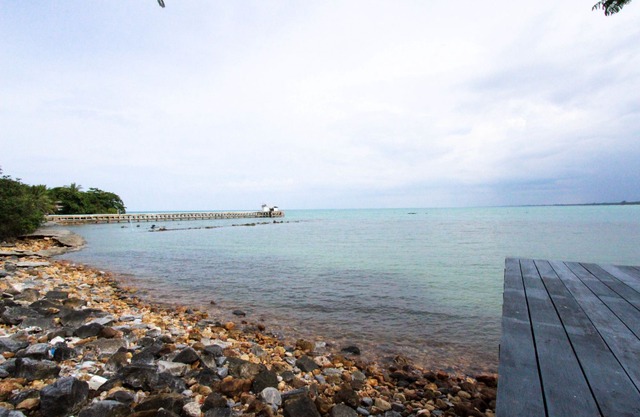 Issara Beach Resort