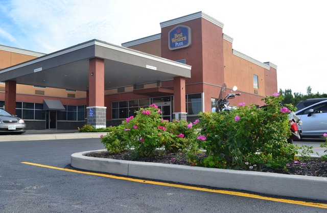 Best Western Plus Fergus Hotel