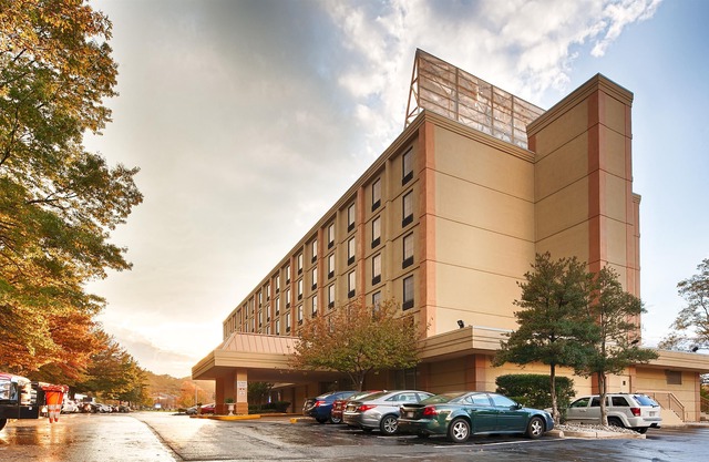 Holiday Inn Express Towson Baltimore N