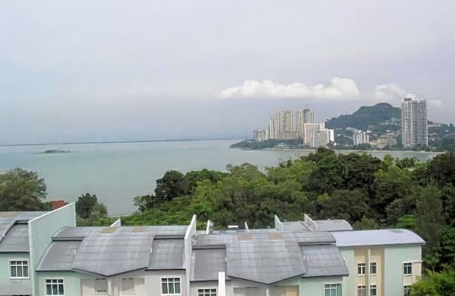 Batu Ferringhi - Shamrock Beach Villas, Penang