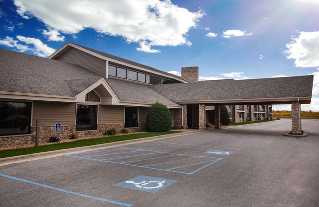 AmericInn by Wyndham Baudette
